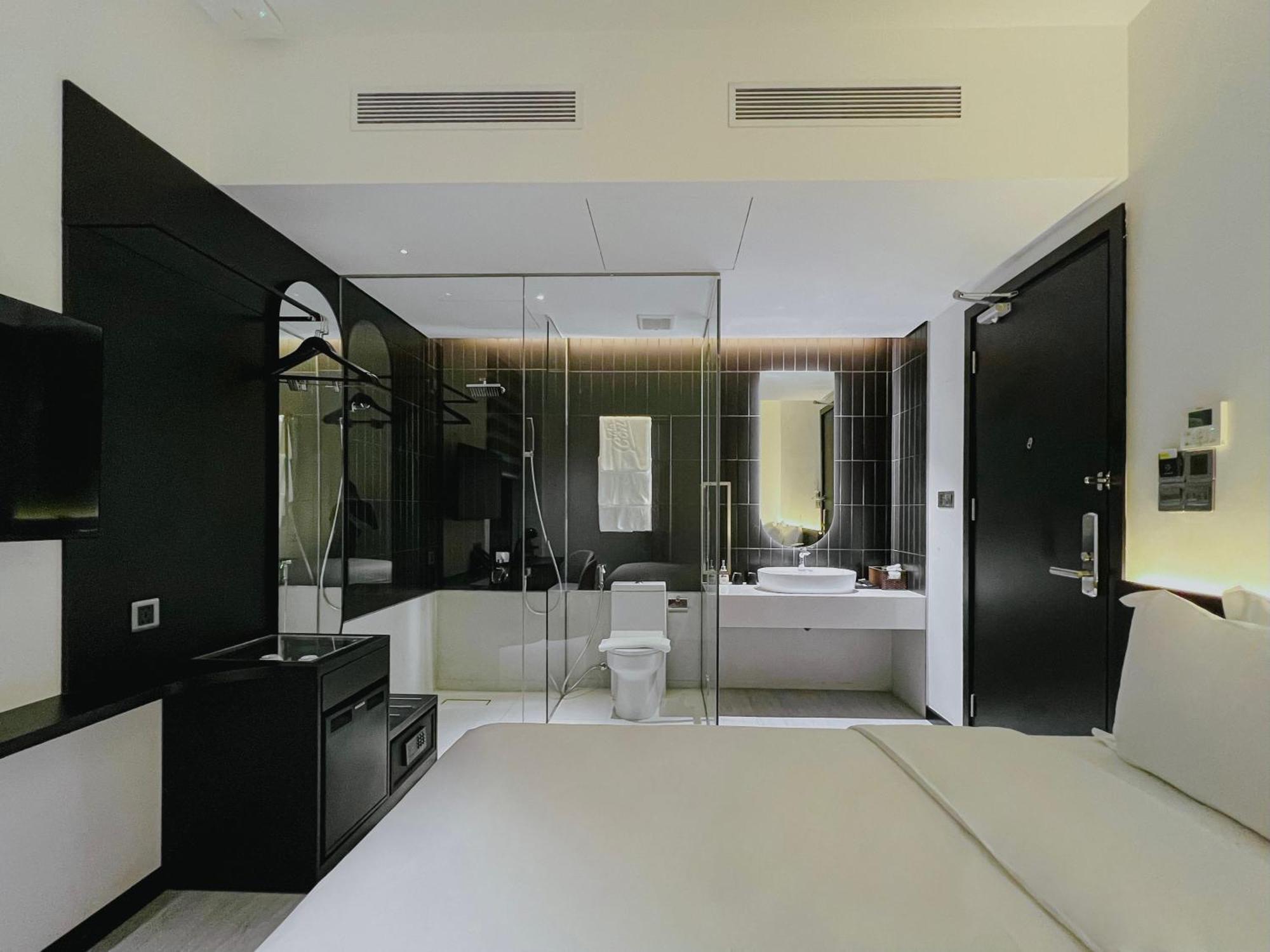 The Concept Hotel Hcmc- District 1 ホーチミン市 エクステリア 写真